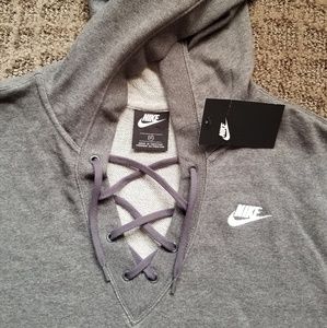 NIKE hooded sweatshirt new w/tags